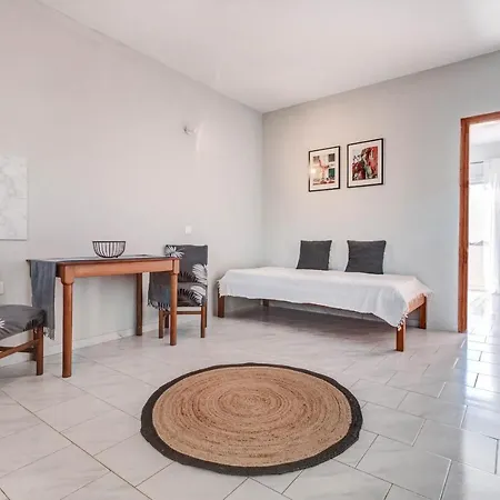 Elena-stella Arillas Corfu Arílasz